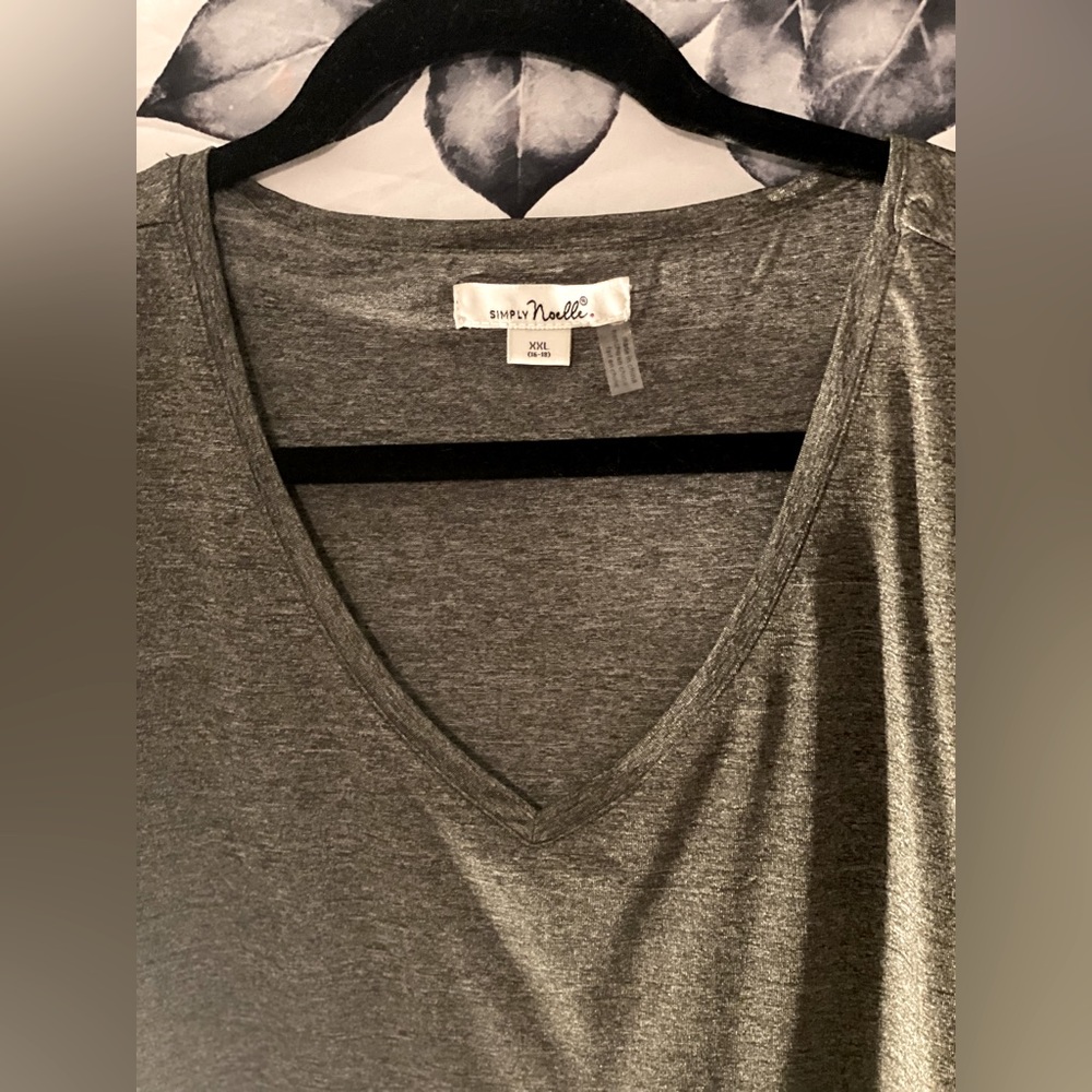 Gray Top - Picture 2 of 7